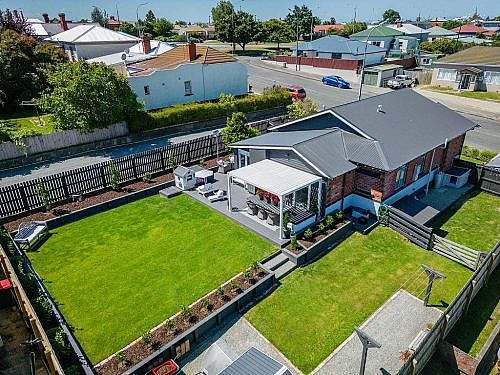 17 74 Le Cren St, TIM 23