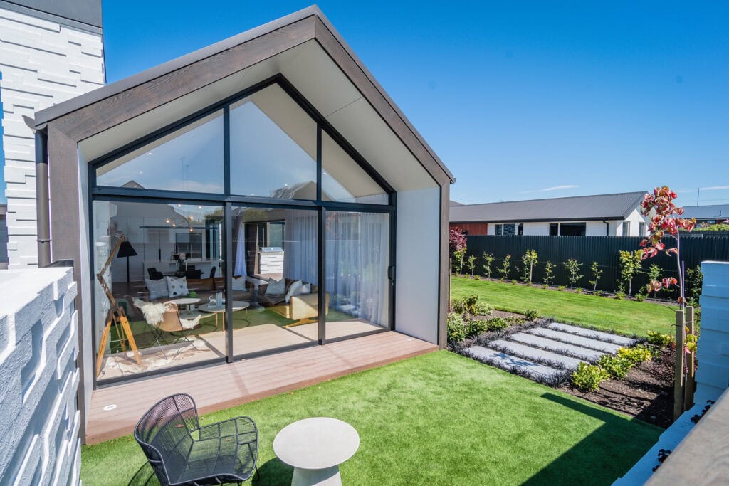 Guiness St # (1)-111