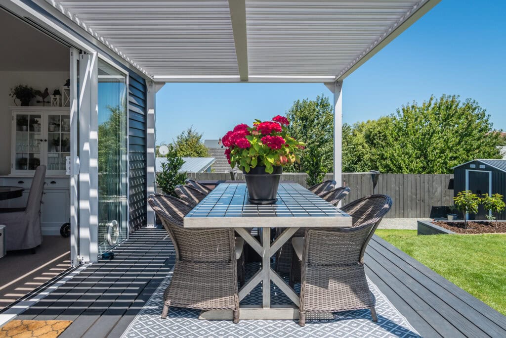 NBArchitecture-Deckspergolas-1